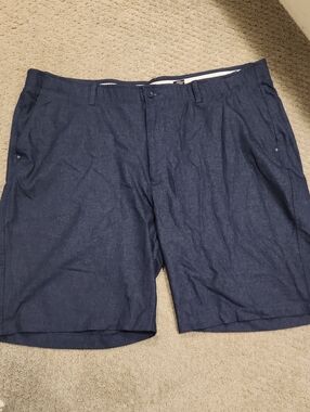 NEW Men's BOLLE GOLF Casual Navy Blue Shorts. 42